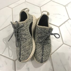 Yeezy Boost 350 Turtle Doves
